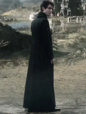 Tom Sturridge The Sandman Coat
