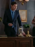 Damon-Runyan-Christmas-in-Washington-TV-Movie-Magnus-Blazer