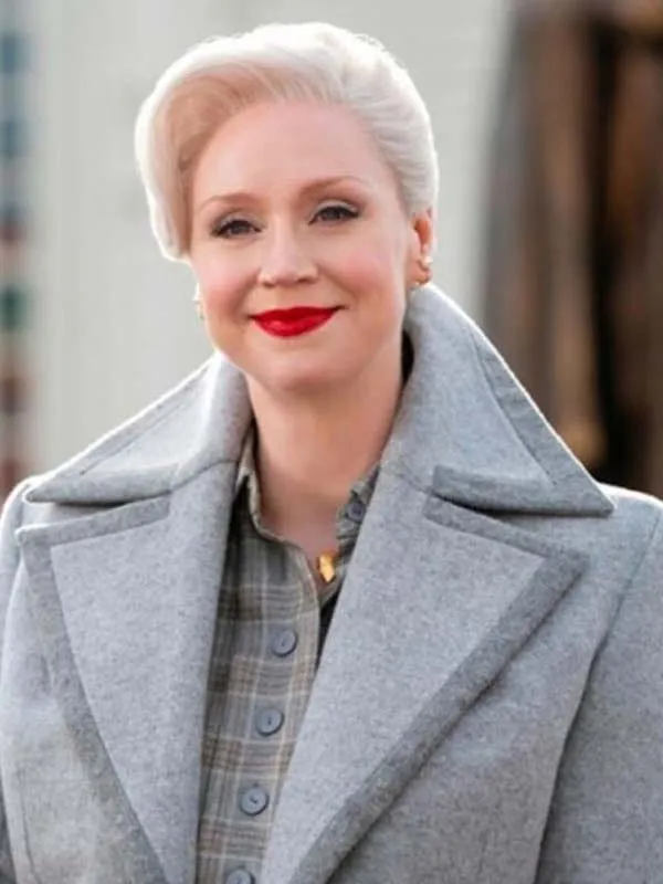 Wednes­day 2022 Gwen­do­line Christie Coat