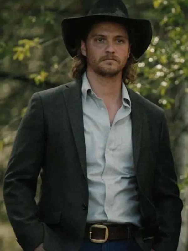 Yellowstone S05 Luke Grimes Blazer
