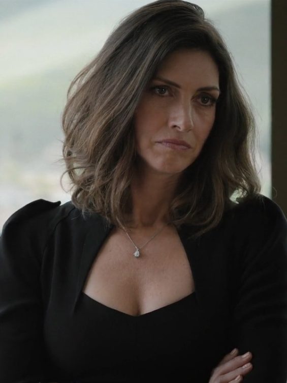 Yellowstone Season 5 Wendy Moniz Blazer