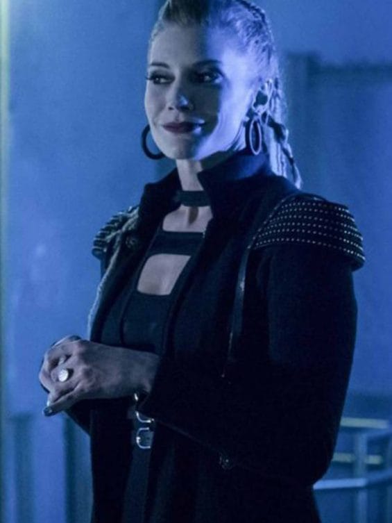 The Flash S04 Amunet Black Coat