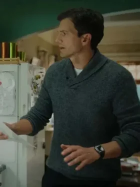 Ashton-Kutcher-Your-Place-or-Mine-2023-Peter-Grey-Sweater