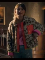 A stylish leopard print jacket for women featuring a cozy vegan fur exterior and a soft inner lining.