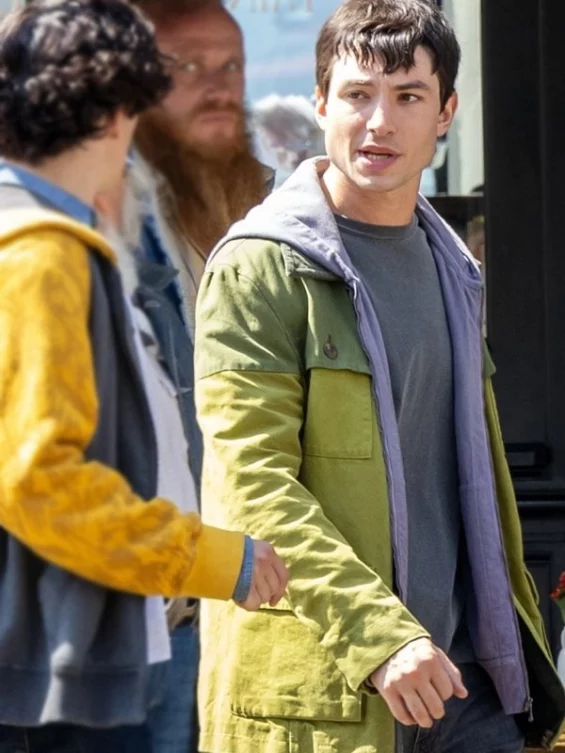 The Flash Ezra Miller Green Jacket Barry Allen