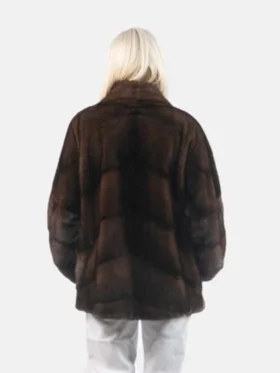 A sophisticated fur jacket offering maximum warmth and a modern boxy silhouette.