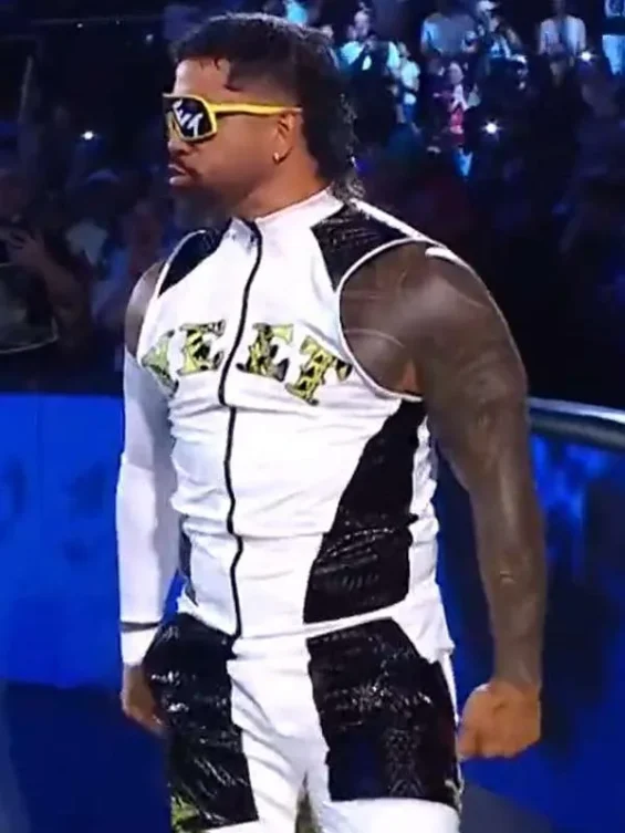 jey-uso-wwe-money-in-the-bank-2024-vest