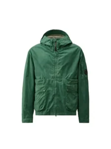 wade-wilson-ryan-reynolds-deadpool-and-wolverine-green-jacket