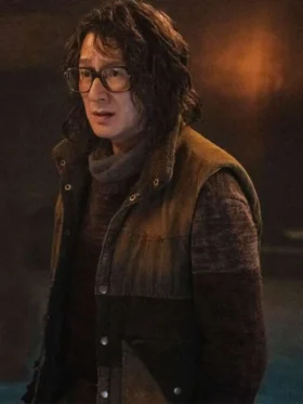 The-Electric-State-2025-Ke-Huy-Quan-Brown-Vest