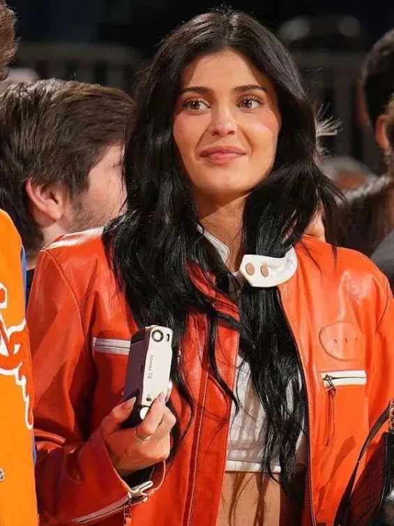 knicks-game-2025-kylie-jenner-leather-jacket
