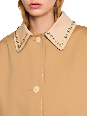 Trench coat with rhinestone collar