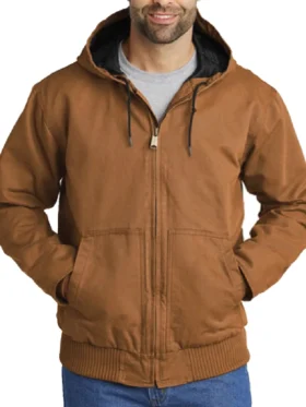 Fanum Brown Jacket street style. Fanum brown streetwear jacket with a cap, perfect for a casual look.