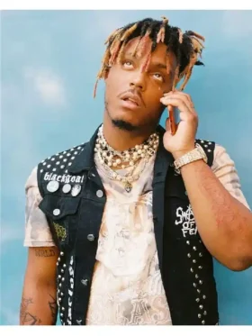 Stylish shot of the Legends Never Die Juice Wrld black vest.