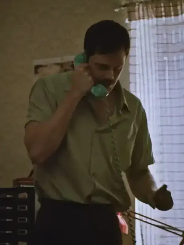 Dead Man’s Wire Sage Green Short Bill Skarsgård Dead Man’s Wire Half Sleeves Shirt