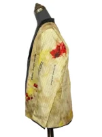 Long-sleeved formal blazer with professional stitching and a traditional button-front design.