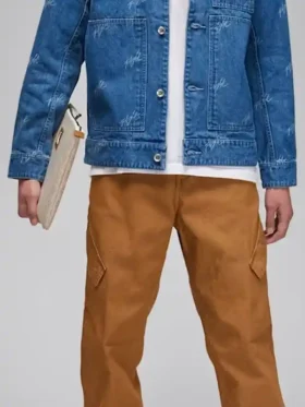 Close-up of the front closure on the Jordan Jean Jacket.