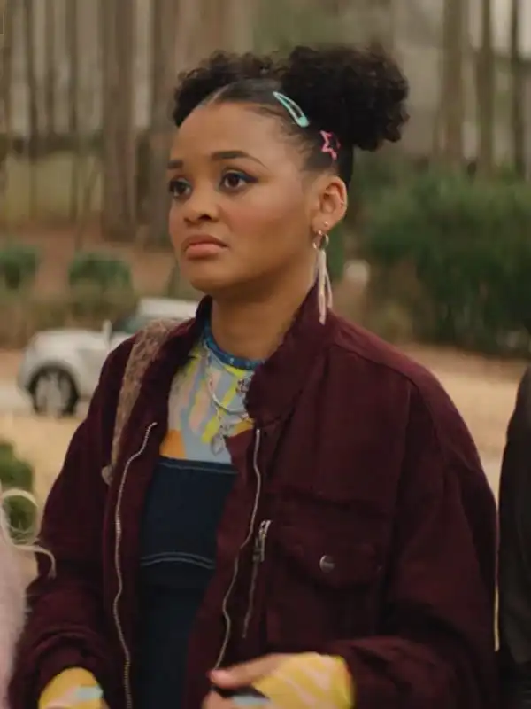 Scream 7 Celeste O’Connor Maroon Jacket Front View Front view of the classic Scream 7 Celeste O’Connor Maroon Jacket.