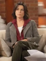 A full style look of the Scream 7 Neve Campbell Grey Suede Jacket.