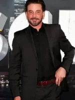 Front view of the classic Scream VI Skeet Ulrich Black Blazer.