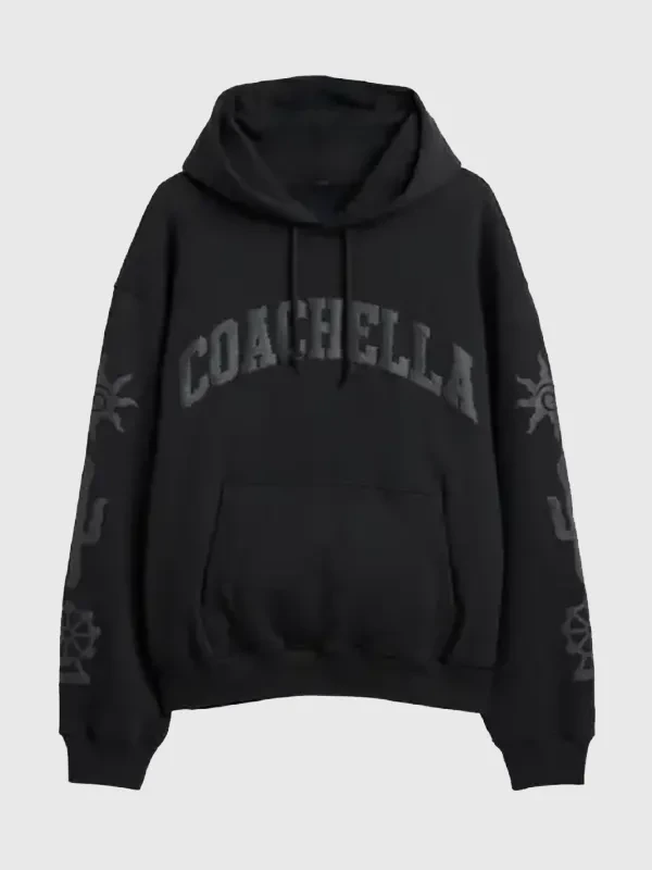 Coachella Oversized Hoodie Pullover Front View Front view of the stylish Coachella Oversized Hoodie Pullover.