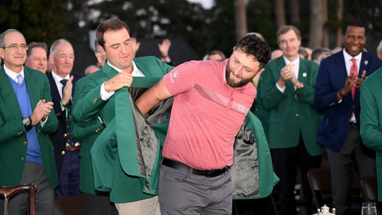 Masters green jacket ceremony golf award presentation