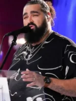 The Voice S28 Ralph Edwards Marble Print T-Shirt Close-Up