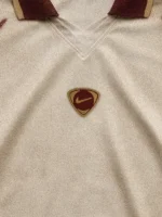 CJ X NIKE SPAIN TOTAL 90 RETRO JERSEY CLOSE-UP VIEW