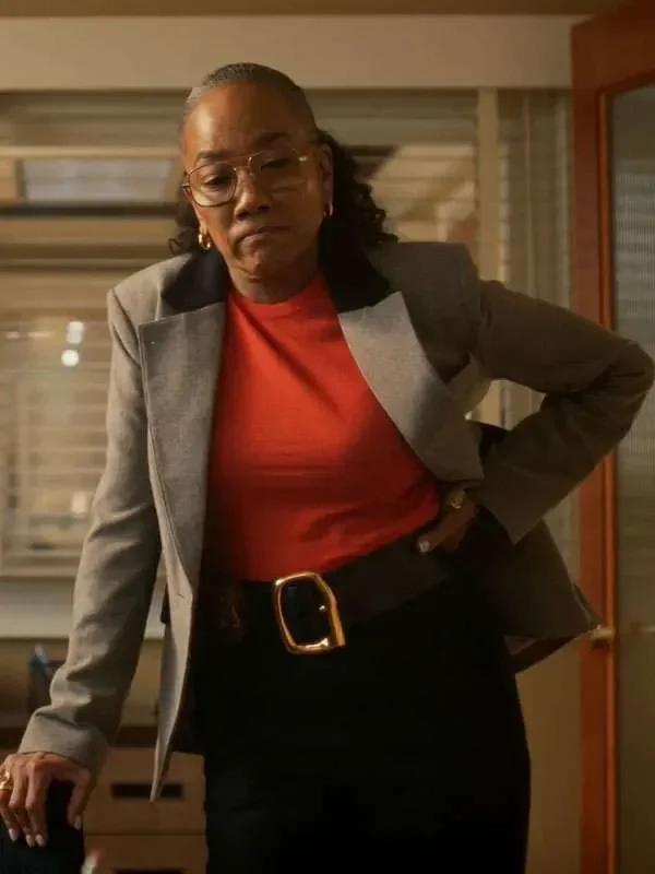 Sonja Sohn Will Trent S04 Grey Blazer Front View