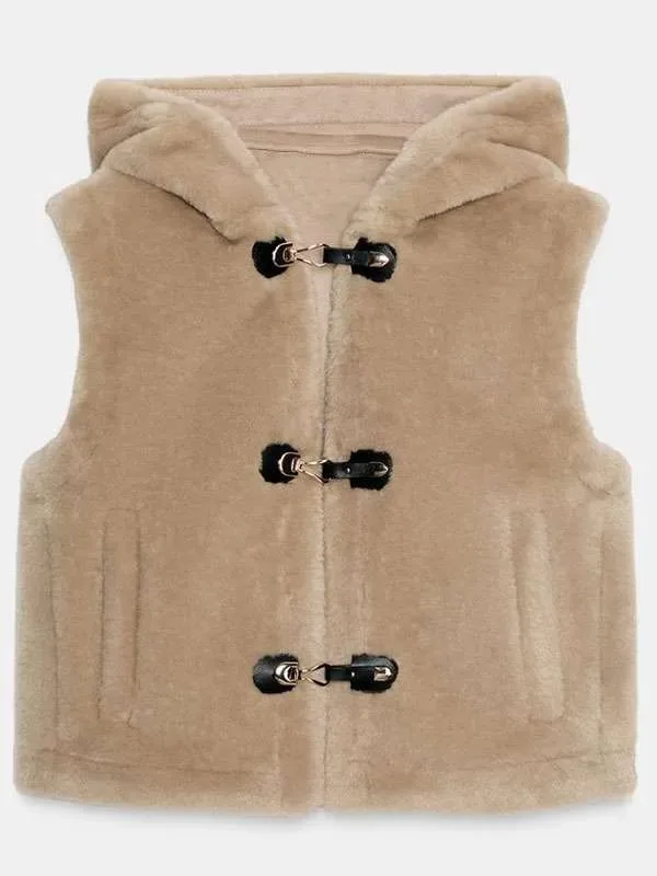 Ransom Canyon Heidi Grace Shearling Vest Front View Ransom Canyon Heidi Grace Shearling Vest Front View